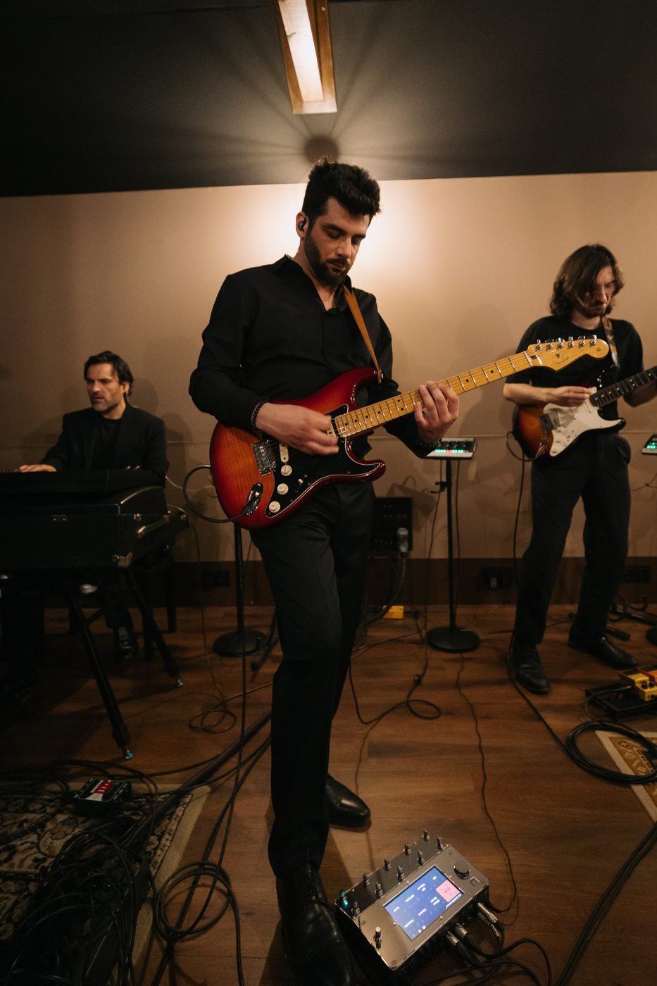 Guitarrista da Gala Grooves em atuação